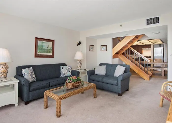 2 Bedroom Ocean Front Century I With Indoor Pool! * Ocean Stadt