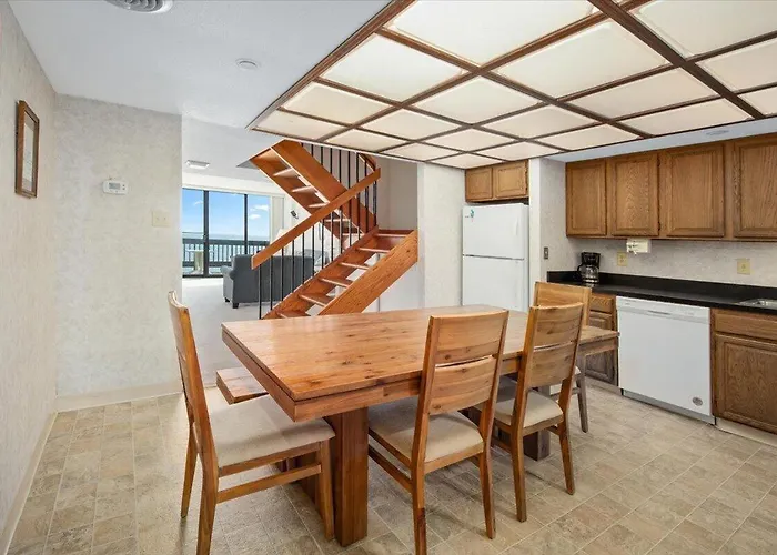 2 Bedroom Ocean Front Century I With Indoor Pool! Ferienhaus *