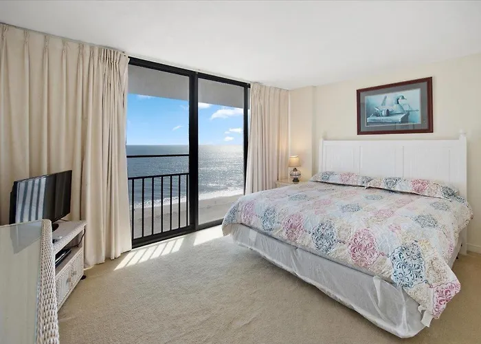 2 Bedroom Ocean Front Century I With Indoor Pool! Ferienhaus