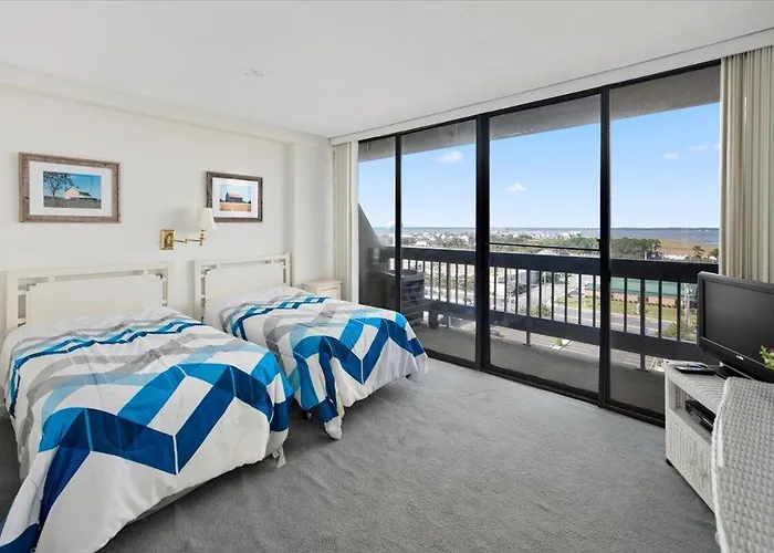 2 Bedroom Ocean Front Century I With Indoor Pool! Ferienhaus