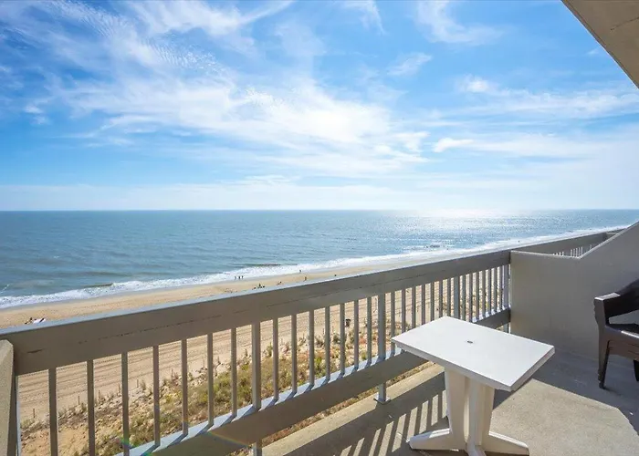 2 Bedroom Ocean Front Century I With Indoor Pool! *