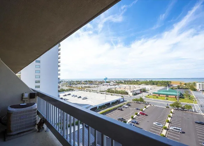 2 Bedroom Ocean Front Century I With Indoor Pool! Ocean Stadt