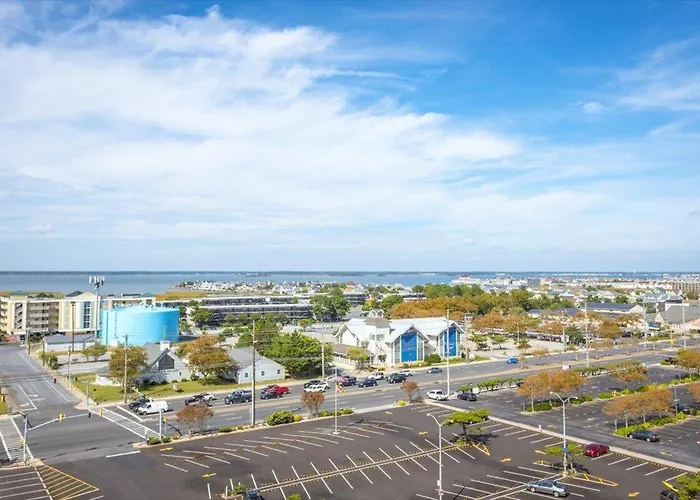 2 Bedroom Ocean Front Century I With Indoor Pool! Ferienhaus